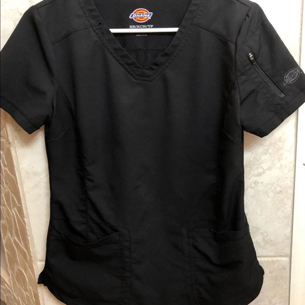 Dickies V-neck scrub top
